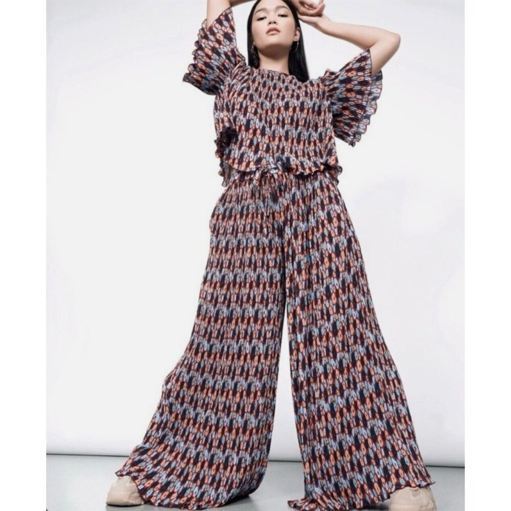Wildfang 2-Piece Set Multicolor Abstract Plisse Boxy Top & Wide-Leg Pants